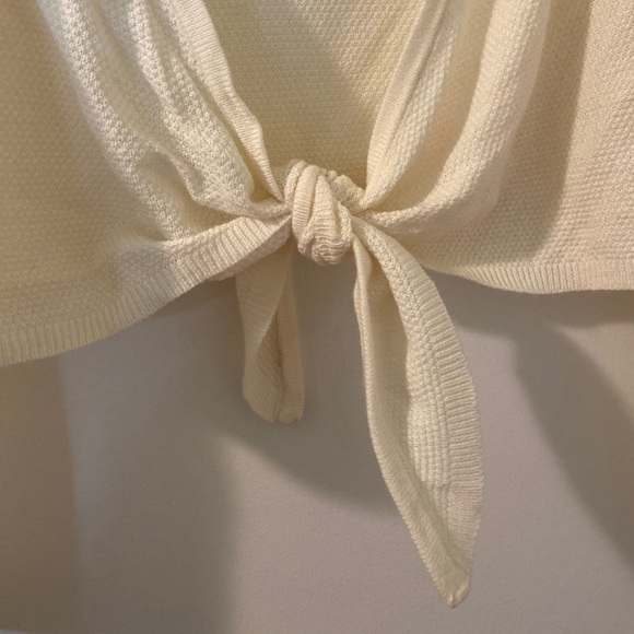 Revamped Cropped Knit Sweater - Picture 3 of 5